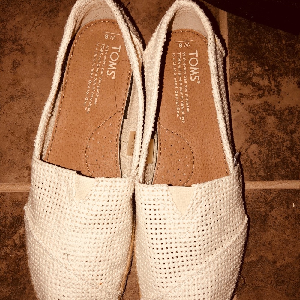 Toms NEW